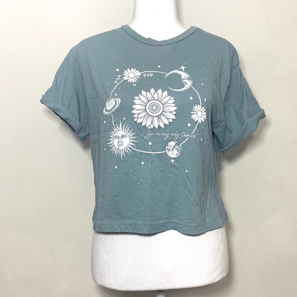 Dirtee Laundry Tops - Dirtee Laundry Floral Cosmos Blue Crop Top Sz L